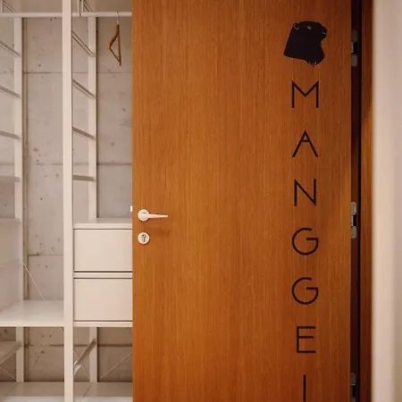 Schwarz * Sankt Johann im Pongau