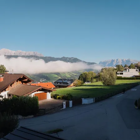 Schwarz Sankt Johann im Pongau